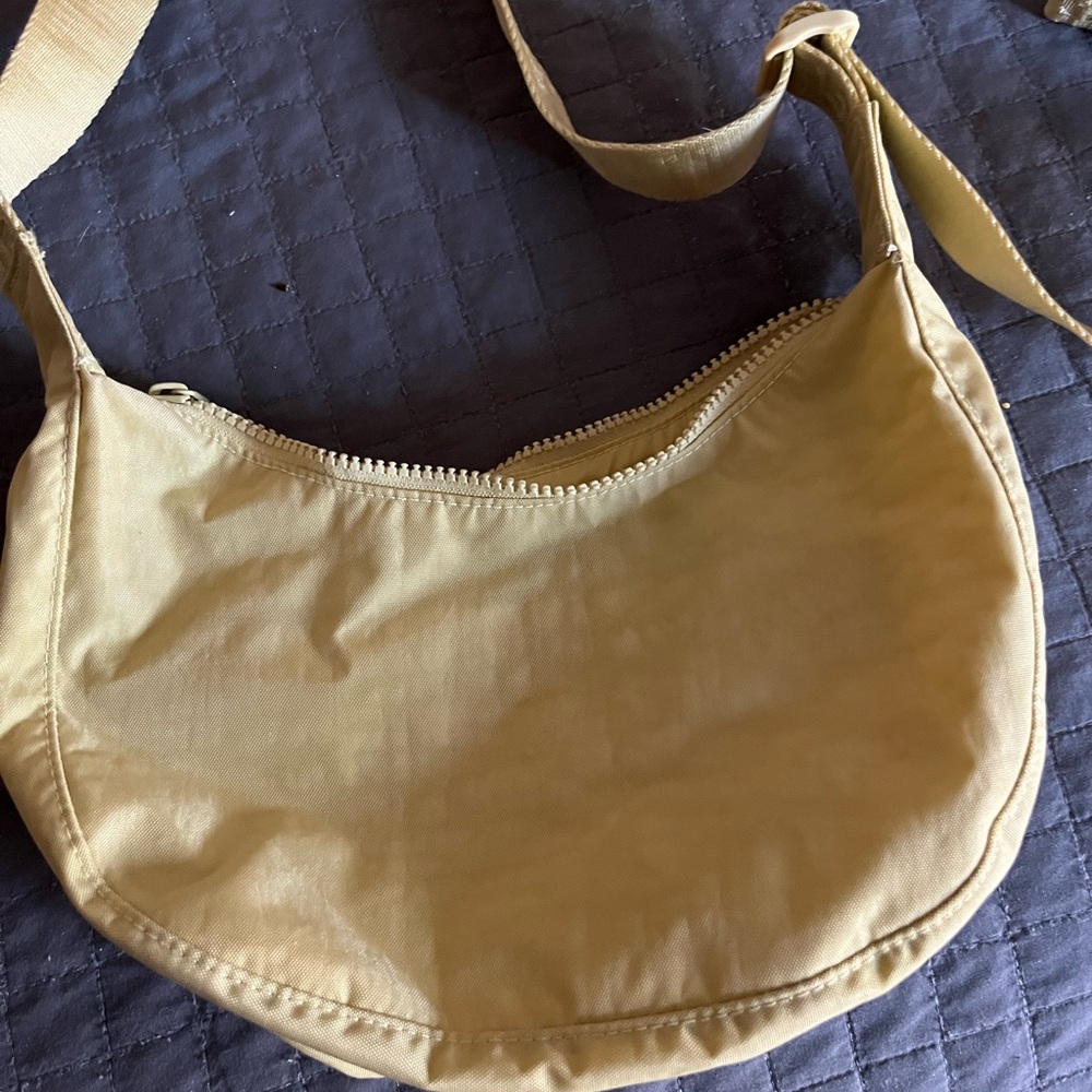 Baggu Small Crescent bag in Butter yellow